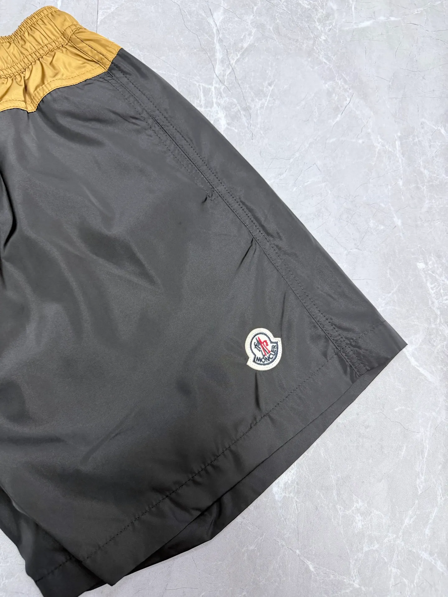 M 0ncler 26New Arrival ， ， ， 。 ， ， 。 ， ， ， ， Versatile . Size:S.M.L.XL